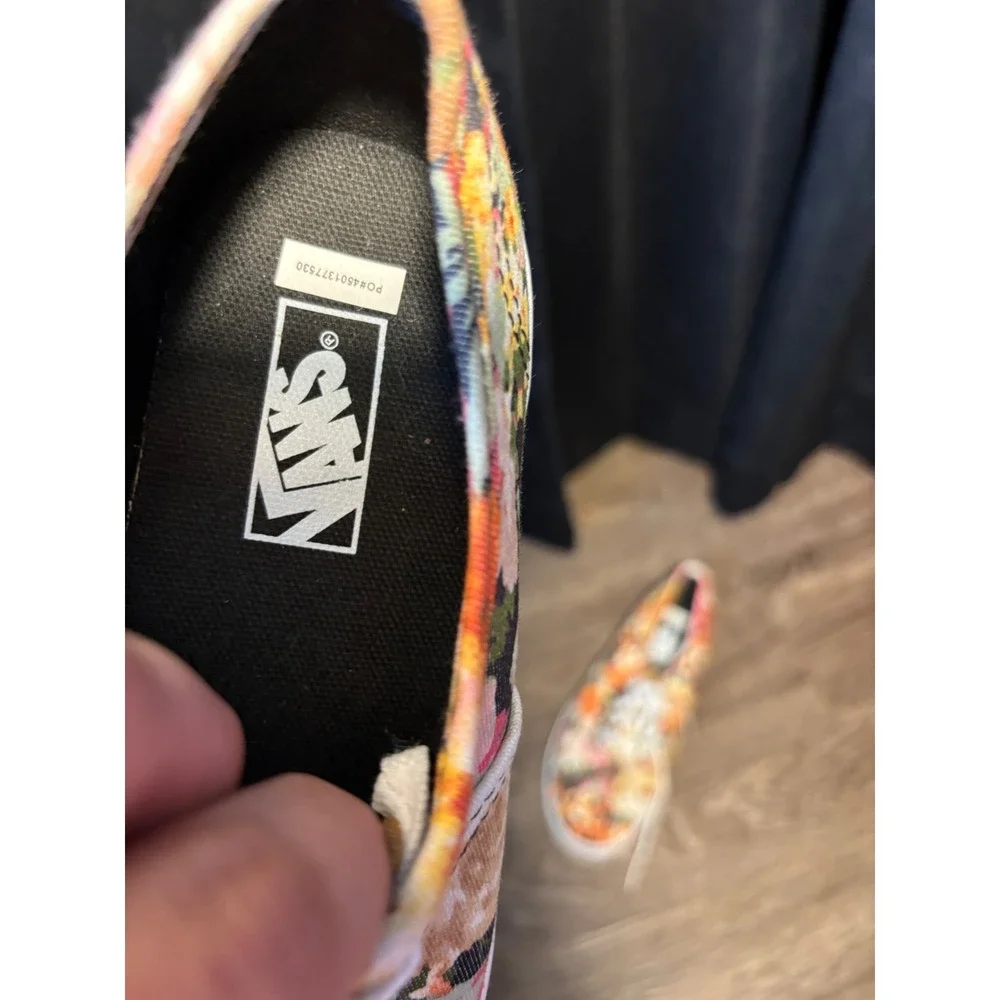 Vans Authentic Lo Pro Floral Tapestry Canvas Sneakers Kids Size 2.5 Multi-Color